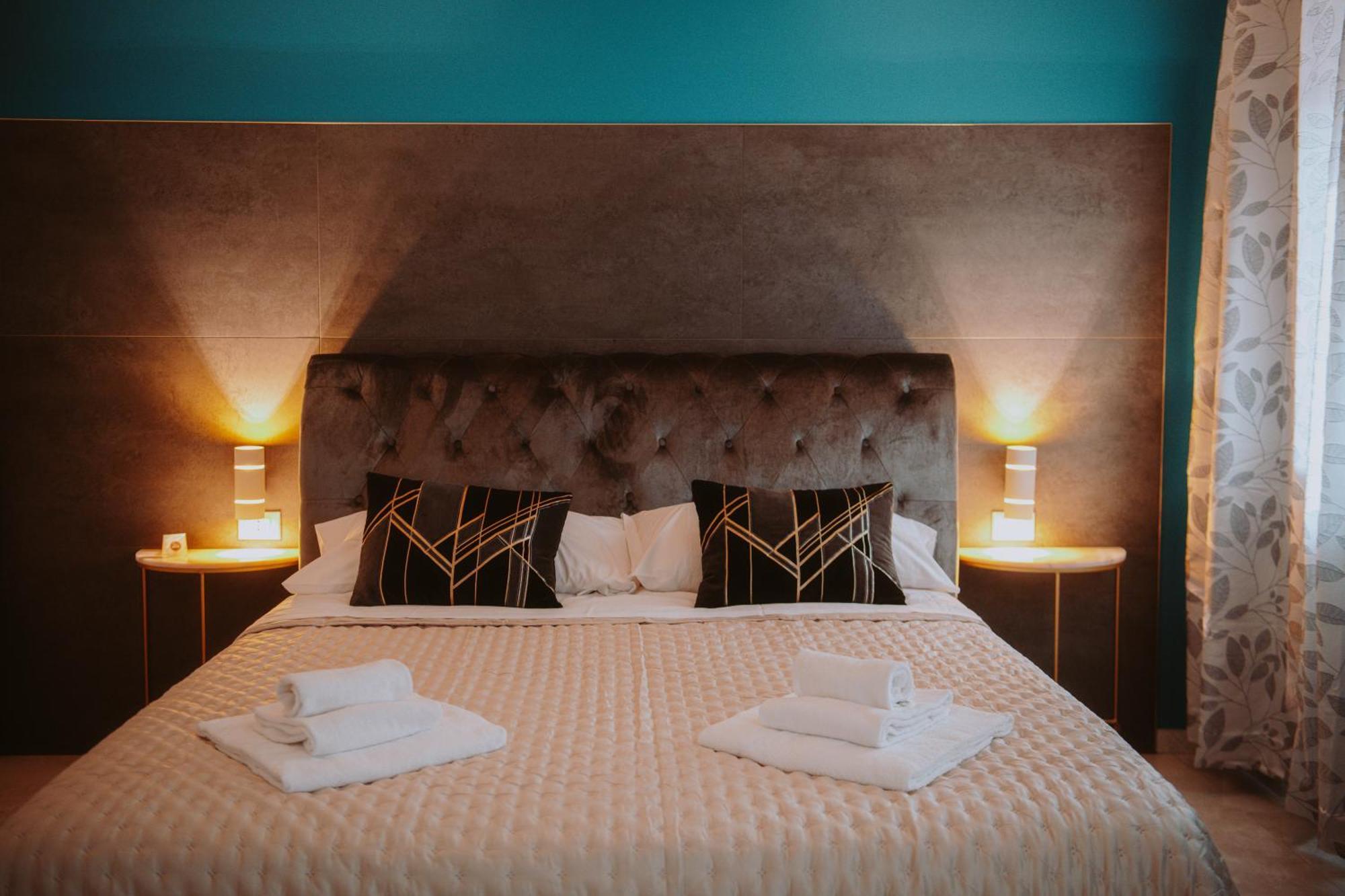 La Luce Di Sirmione Hotell Eksteriør bilde