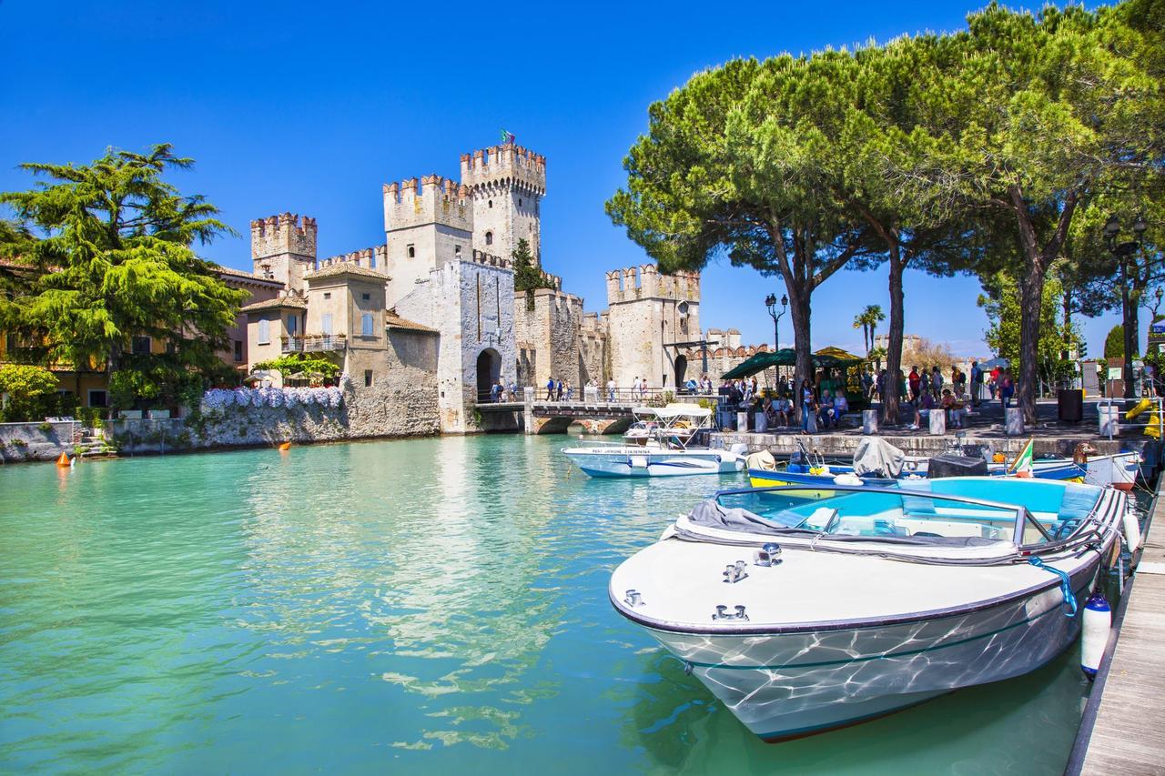 La Luce Di Sirmione Hotell Eksteriør bilde